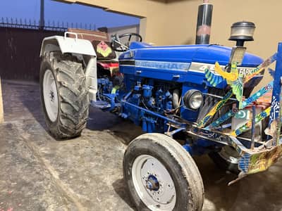 Ford tractor for sale  jhugian mahrook near hujra shah muqeem