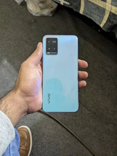 vivo y33s all okay ha with box and charger