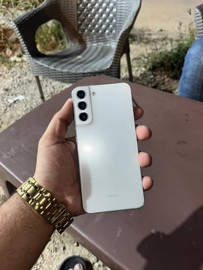 Samsung S22 plus 8/256 gb with box