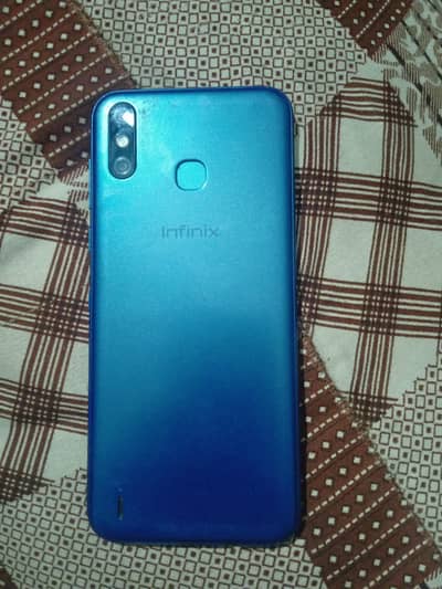 2/32 gb infinix Smart 4