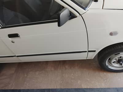 Suzuki Mehran Vxr 2017 white colour for sale