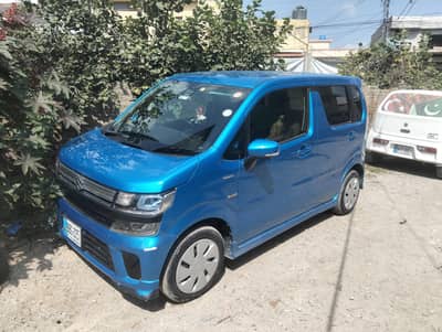 Suzuki wagonr FX hybrid full options 20/23