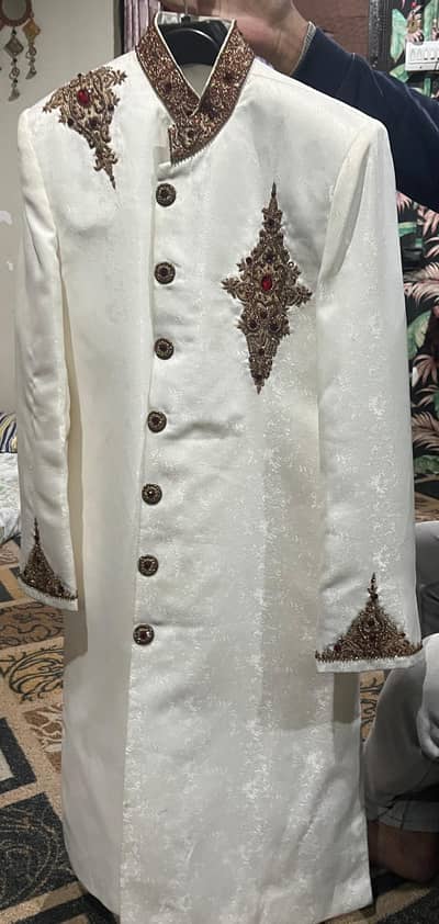 men sherwani