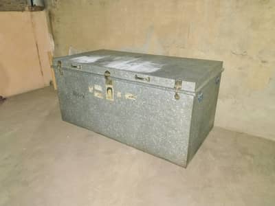 large size trunk peti paiti