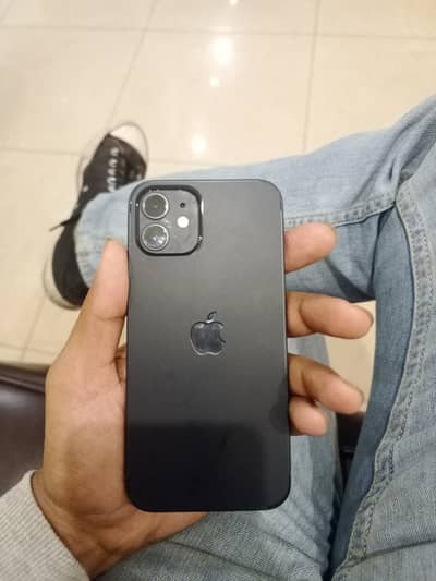 Apple iPhone 12
