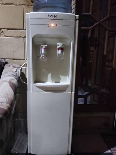 Haier water dispenser