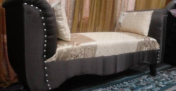 Very beautiful heavy comfortable Molty foam dewan03335138001