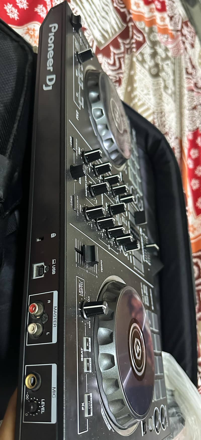 DJ Pioneer controller 3