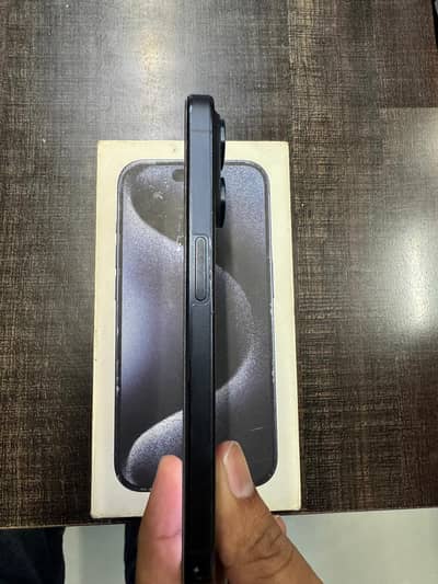 Iphone 15 pro non pta
