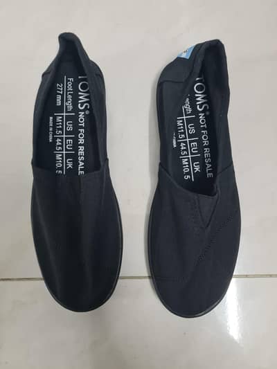 Tom's shoze china black color. 03112325016 WhatsApp