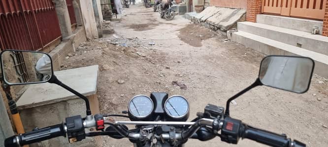 Suzuki gs. se side mirrors all ok. . .