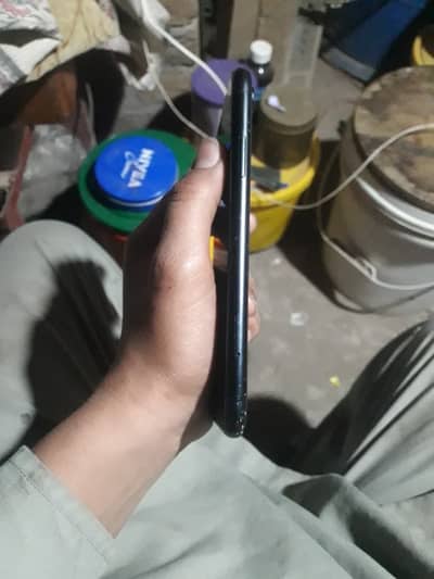 iPhone XR, non-PTA factory unlock 64gb