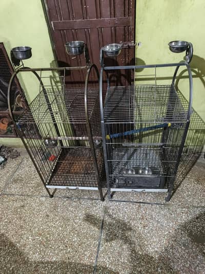 A. O. A 2 cage urgent sale good condition