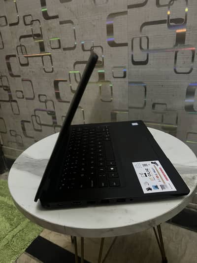 Dell latitude 3400| i5 8th | 8gb 256gb