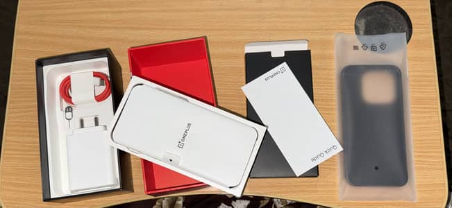 Oneplus 15 16/512GB Open Box Infinite Black Indian Variant