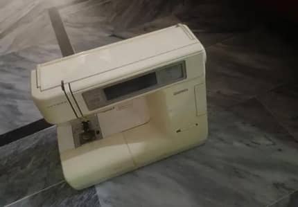 Graphica original sewing machine - dead condition