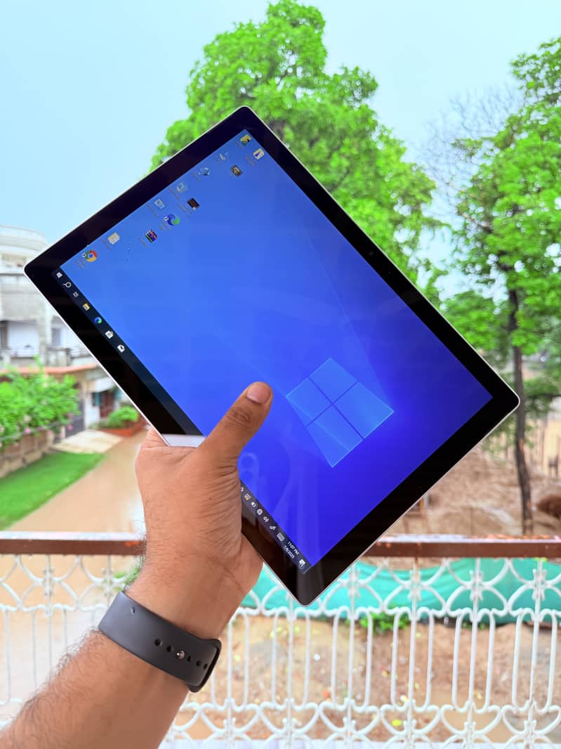 Microsoft surface pro 5 4