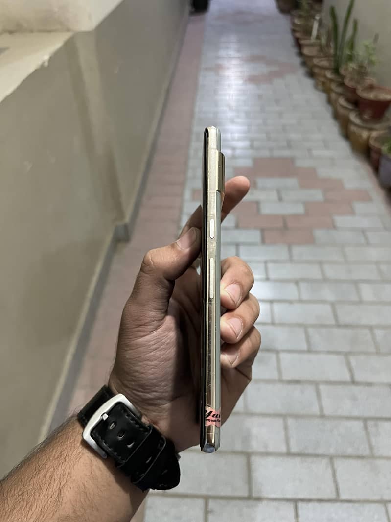 Google pixel 7 pro 5