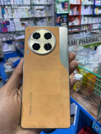 Techno camon 30 with 6 months warranty