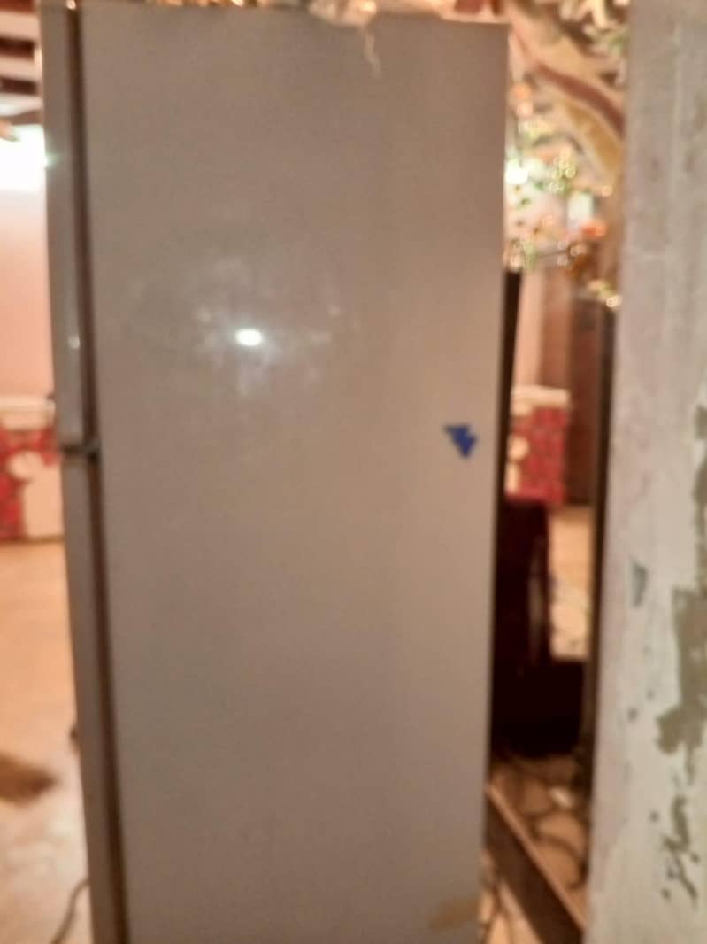 refrigetor 8