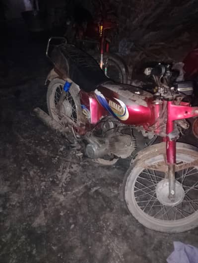 Yamaha yb100 2003 model engine wise bilkul fit hai