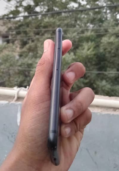 URGENT IPHONE FOR SALE