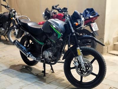 Yamaha YBR125G 2024 Mode 0*3*3*4*2*0*7*7*8*5*3 Matte Gray Color