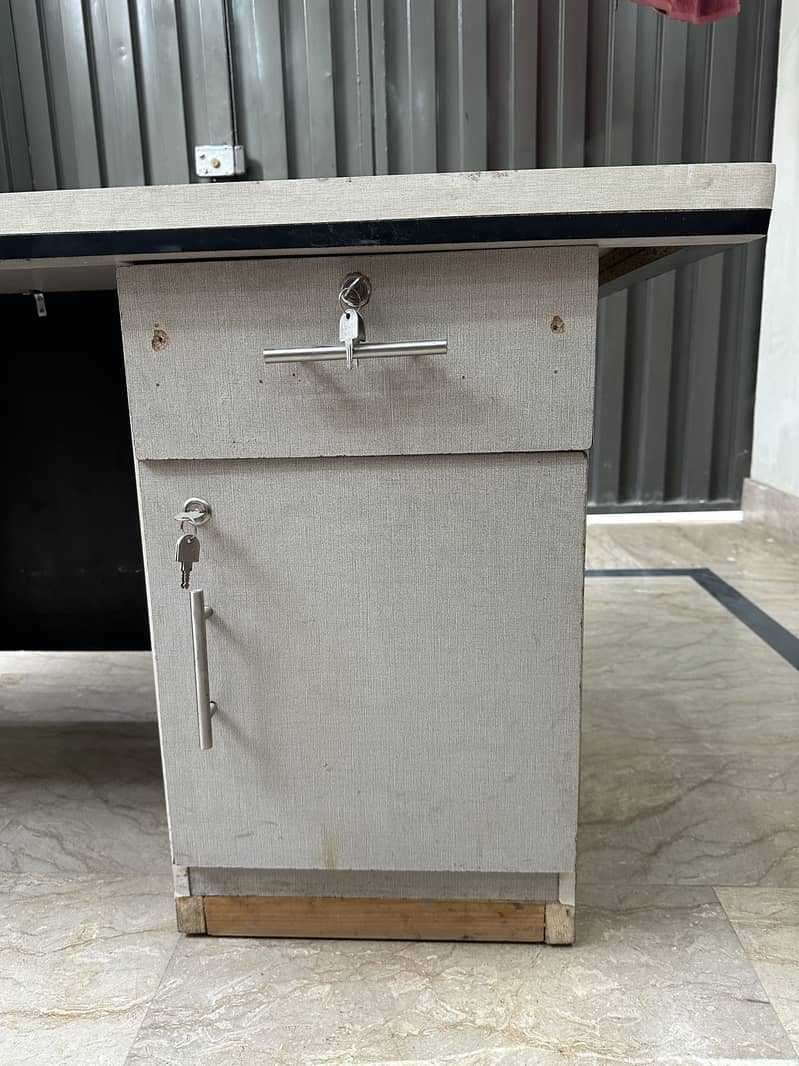 Office Table and Side Table 10