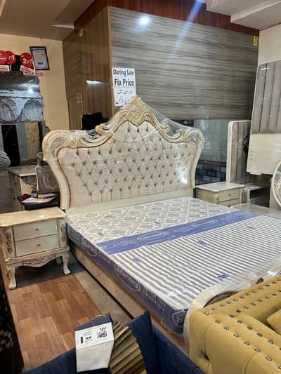 Beautiful bed set with 8inch mattress