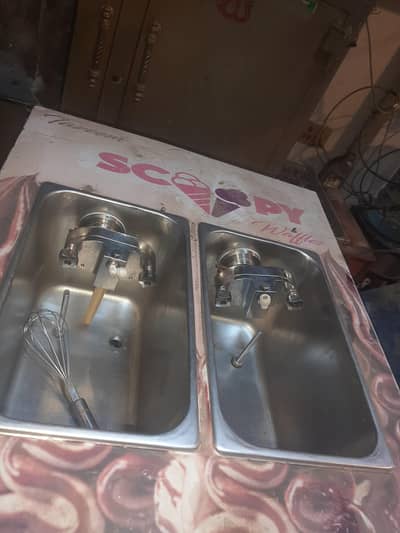 cone ice creem machine dubble flaver good condation