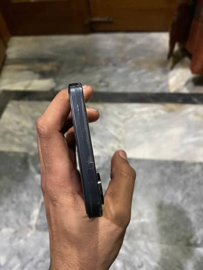 sumsung galaxy A07 4/128 10\10 condition 6 week ues urgent sale