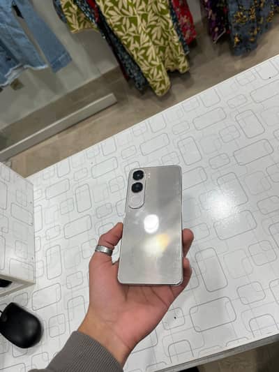 vivo y200 8+8/256 gb 5 month used