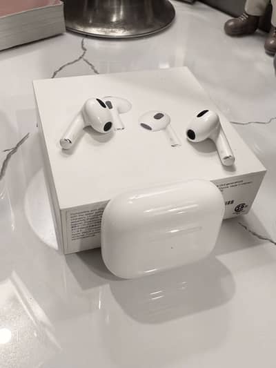 Apple AirPods 3 – Lightly Used | Excellent Condition | Like New