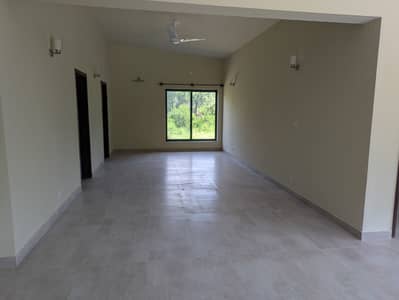 Beautiful Unfurnished Upper Portion