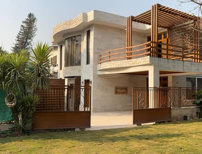 House For Rent With Extra Land