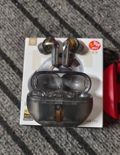 sound peets capsule 3 pro transparent Edition new only 3 month use