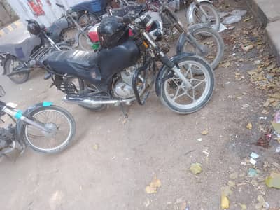 Suzuki GS 150 SE 2019