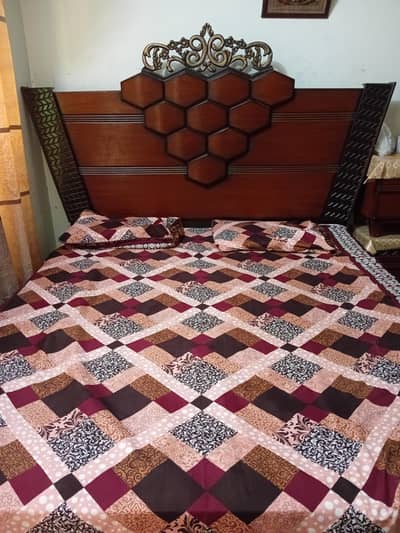 strong and stylish bed at reasonable price . urgent slae