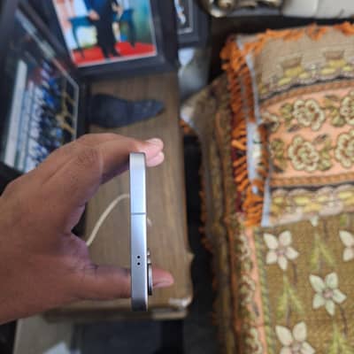 S25 FE . . . Just box open