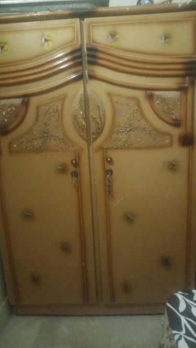 2 door wodrob for sell call 03158803579