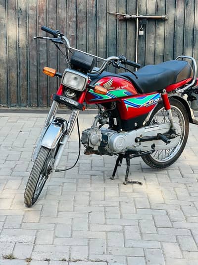 HONDA CD70/MODLE 2018/ CONDATION 10 BY 9