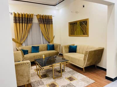 Short time 1bed ROM full furnished apartments safe and scour 100%coupe allow