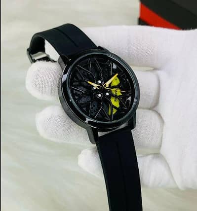 Beautiful rotating dial watch