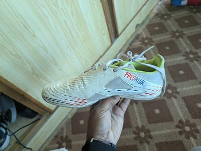 Adidas predator football shoes uk 8