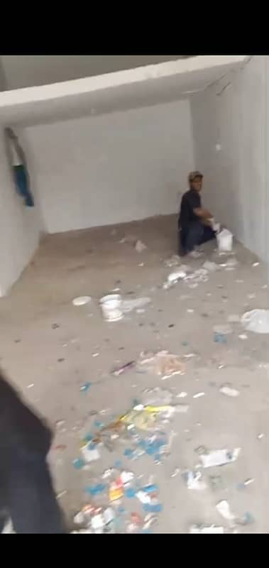 SHOP ON RENT PRIME COMMERCIAL LOCATION Gulistan-e-Johar | Main Johar Chowrangi Size: 11 33 Sq. Ft. Main Road Facing | High Footfall Area