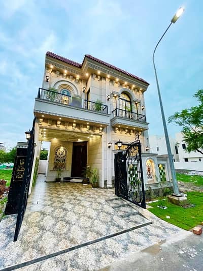 orignal picture levish luxuary house brand new