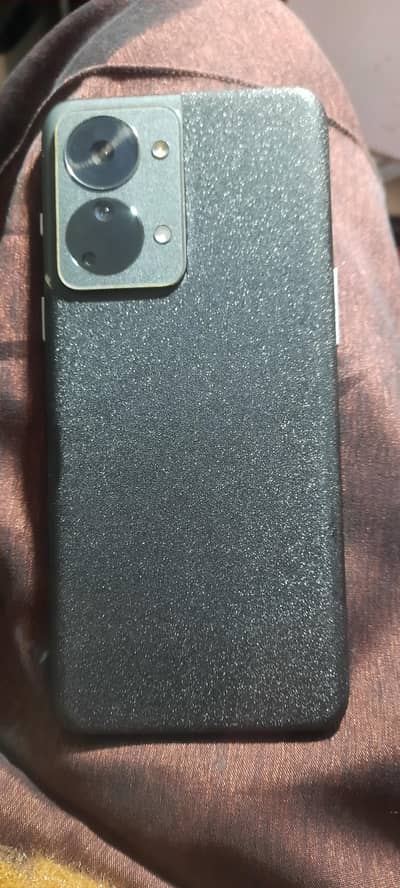 only mobile back toti hoi hy non pta hy kabi sab thek hy