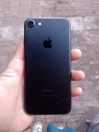 iPhone 7 Non-PTA | 87% Battery | Water Resistant .