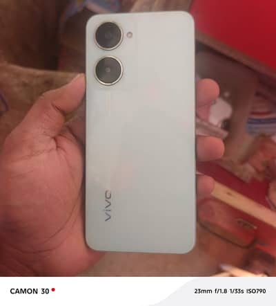 10/10condition vivo y03 4/64