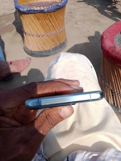 one plus 10 pro 12.256 10by he koi fulit nahi he